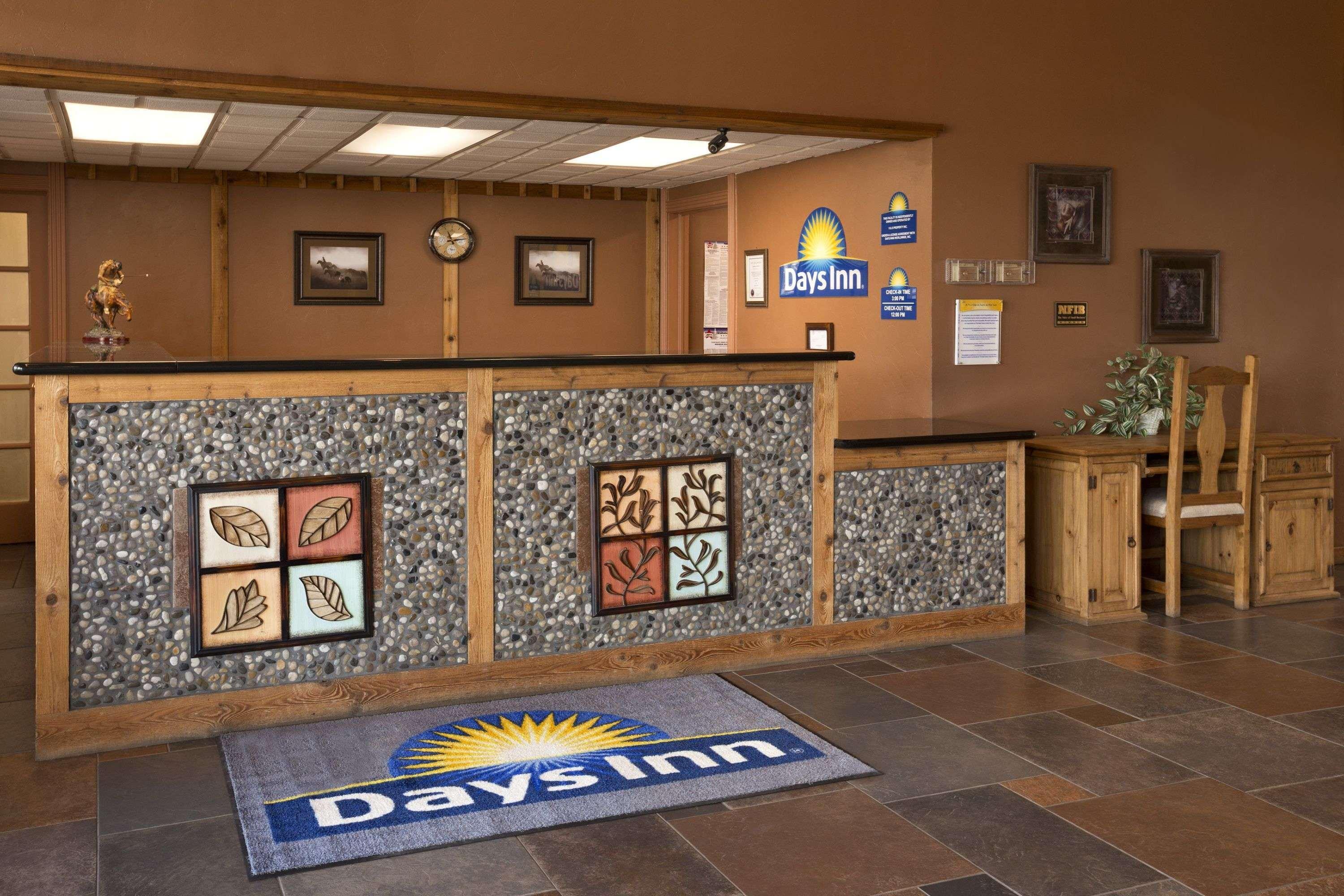 Days Inn By Wyndham Lawton Ngoại thất bức ảnh